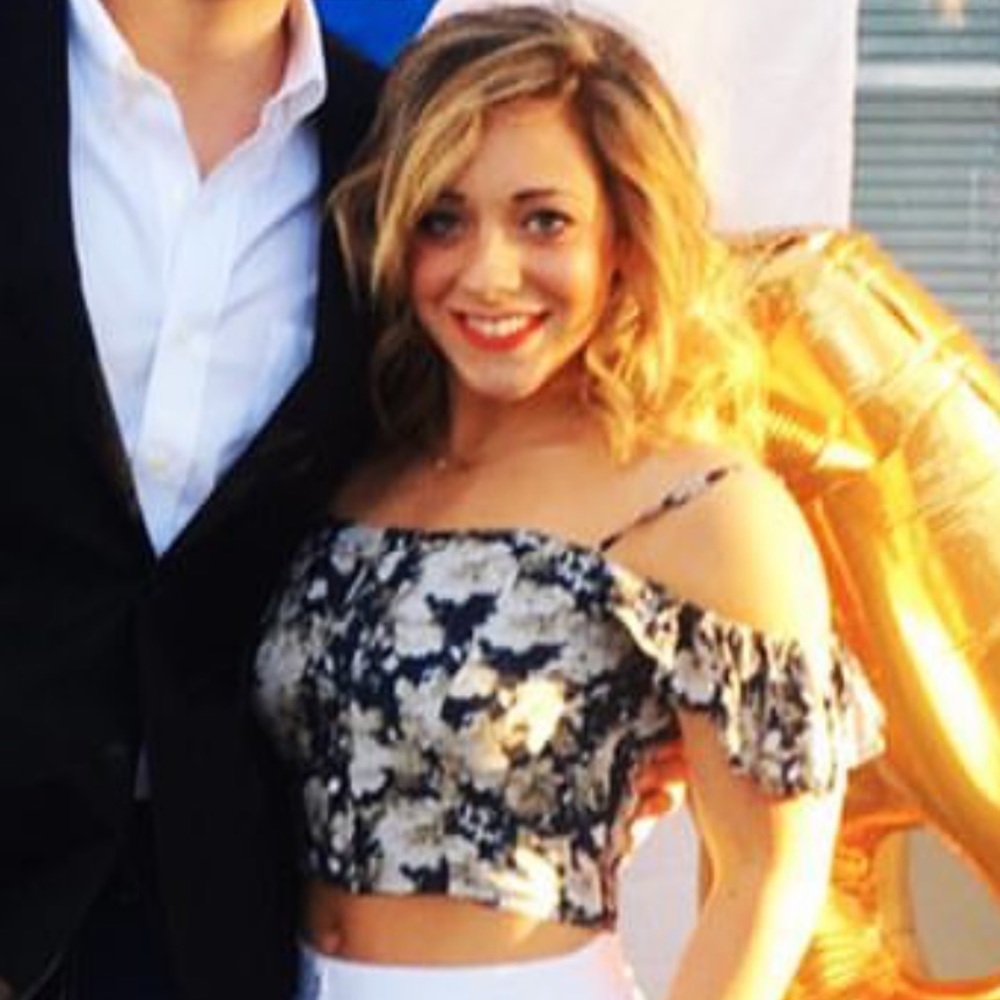 Cropped floral top